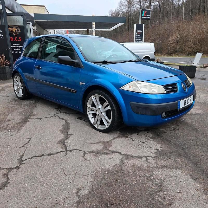 Gebraucht Renault Mégane 107 PS (78 kW) 2000 Blau Limousine