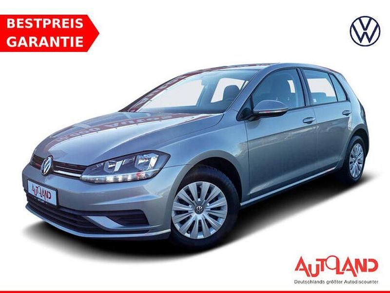 Grau Gebraucht 2019 VW Golf VII Kleinwagen | 13.990 € (Fairer Preis) - Bild 1/4