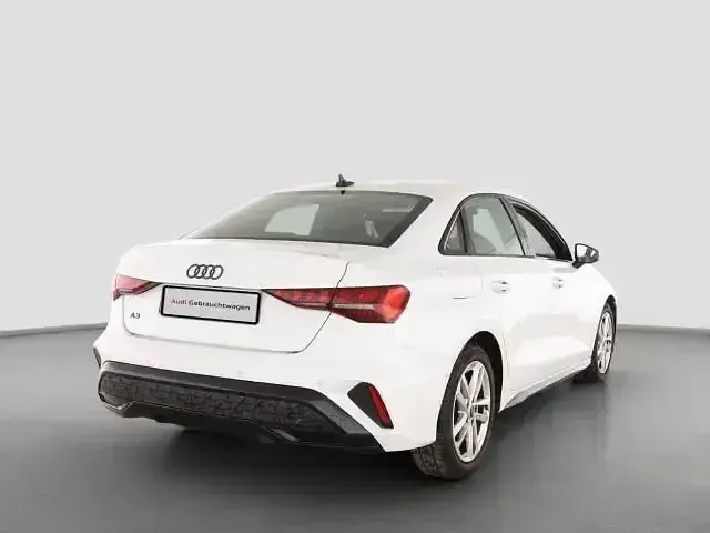 Gebraucht Audi A3 S-Line 116 PS (85 kW) 2025 Weiß Limousine