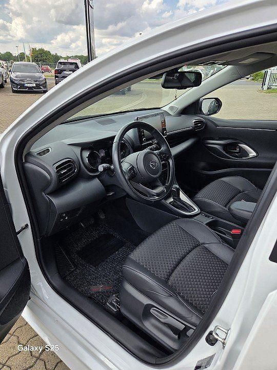 Gebraucht Mazda 2 Comfort 116 PS (85 kW) 2023 Northern white pearl Kleinwagen