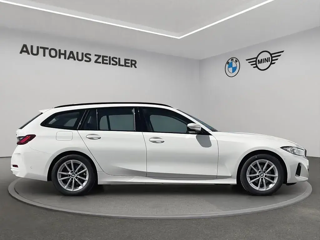 Gebraucht BMW 318 Comfort Edition 156 PS (114 kW) 2025 Alpinweiß uni Kombi