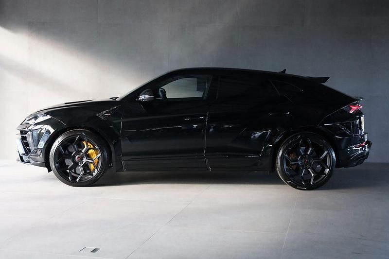 Gebraucht Lamborghini Urus 666 PS (489 kW) 2024 Schwarz SUV