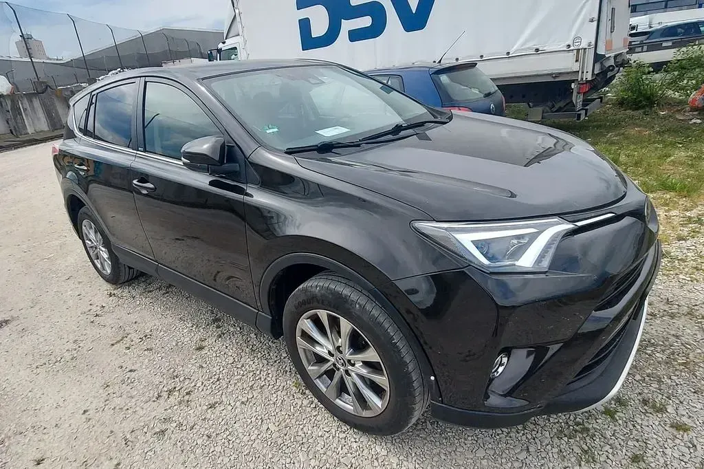 Gebraucht Toyota RAV4 Edition-S 143 PS (105 kW) 2016 Schwarz SUV