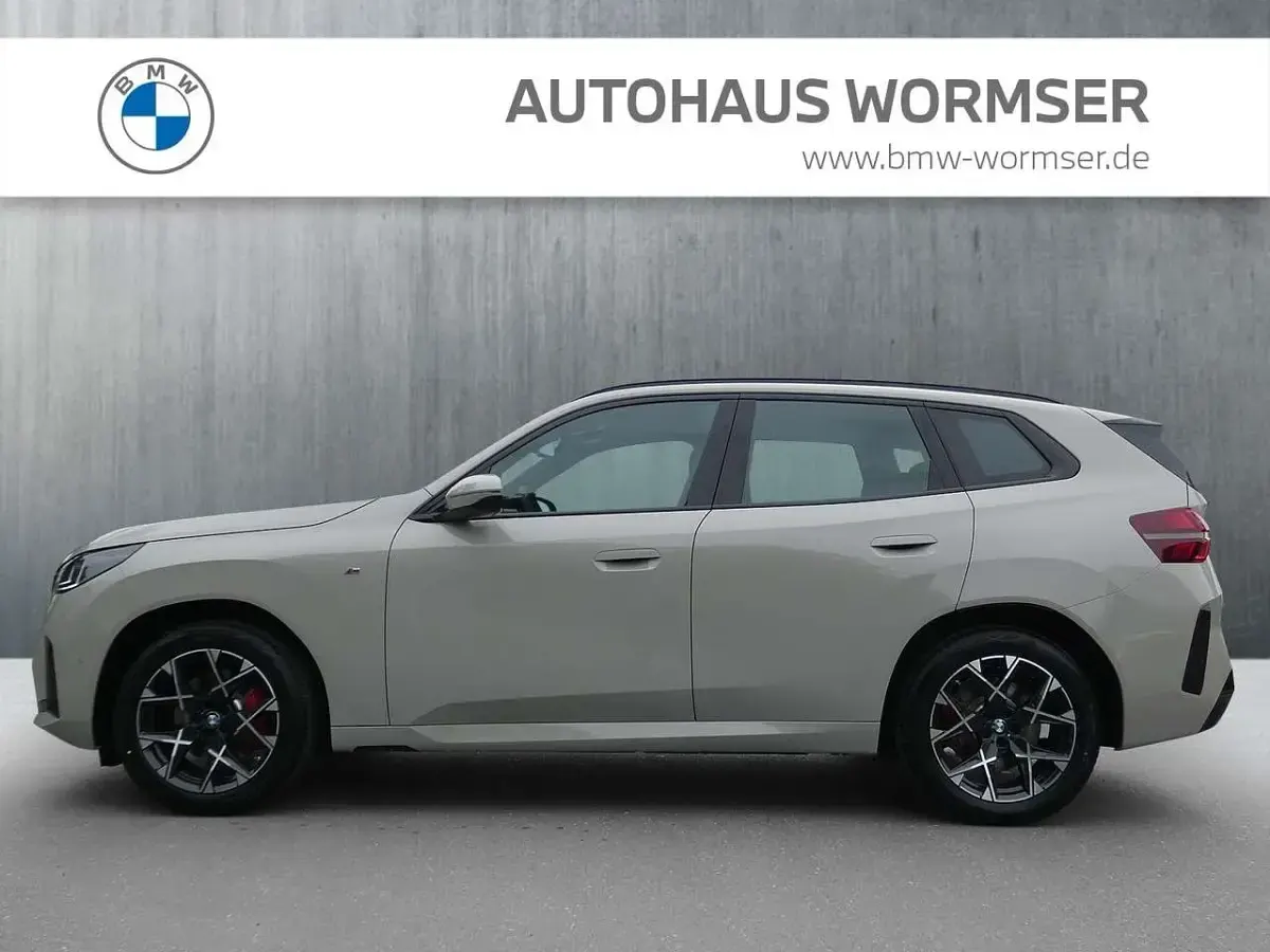 Neu BMW X3 M Sport 197 PS (144 kW) 2026 Silber SUV