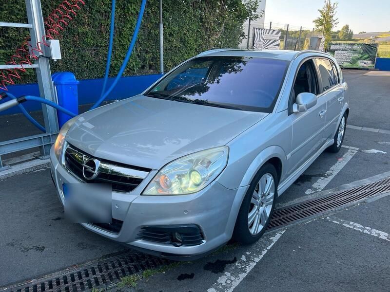 Silber Gebraucht 2006 Opel Signum Kombi | 1.900 € - Bild 1/4