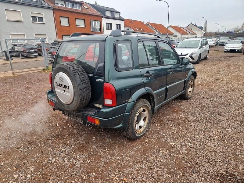 Gebraucht Suzuki Grand Vitara Comfort 109 PS (80 kW) 2002 Grün SUV