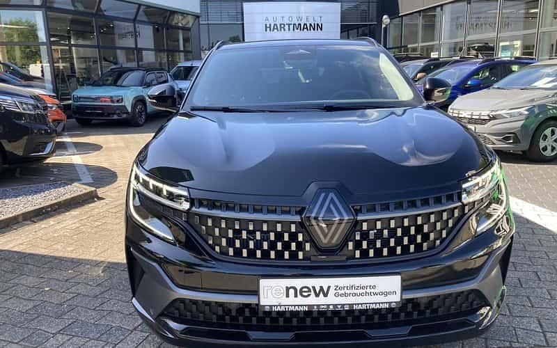 Black pearlschwarz metallic Gebraucht 2025 Renault Austral Techno Esprit Alpine SUV | 34.890 € (Teuer) - Bild 1/4