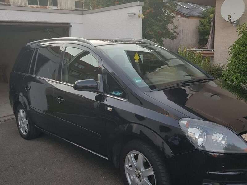Gebraucht 2007 Opel Zafira Edition Van / Kleinbus | 3.000 € (Etwas zu teuer) - Bild 1/4