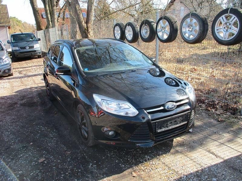 Gebraucht Ford Focus SYNC Edition 101 PS (74 kW) 2013 Other Kombi