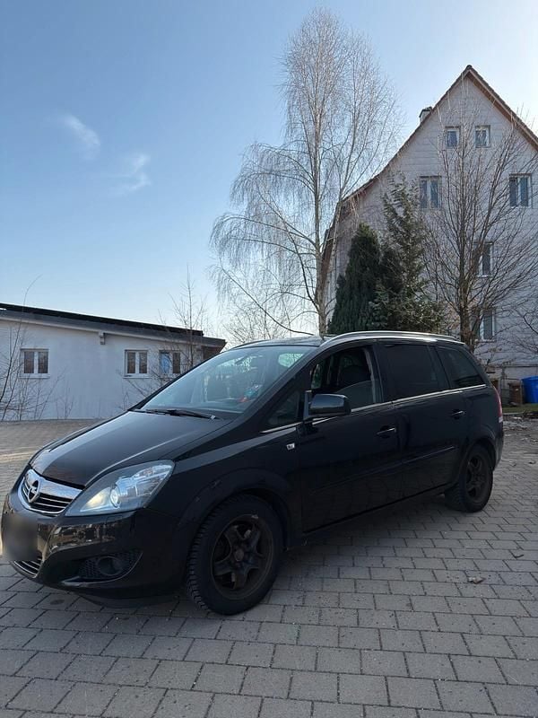 Gebraucht Opel Zafira 125 PS (91 kW) 2012 Schwarz Van / Kleinbus