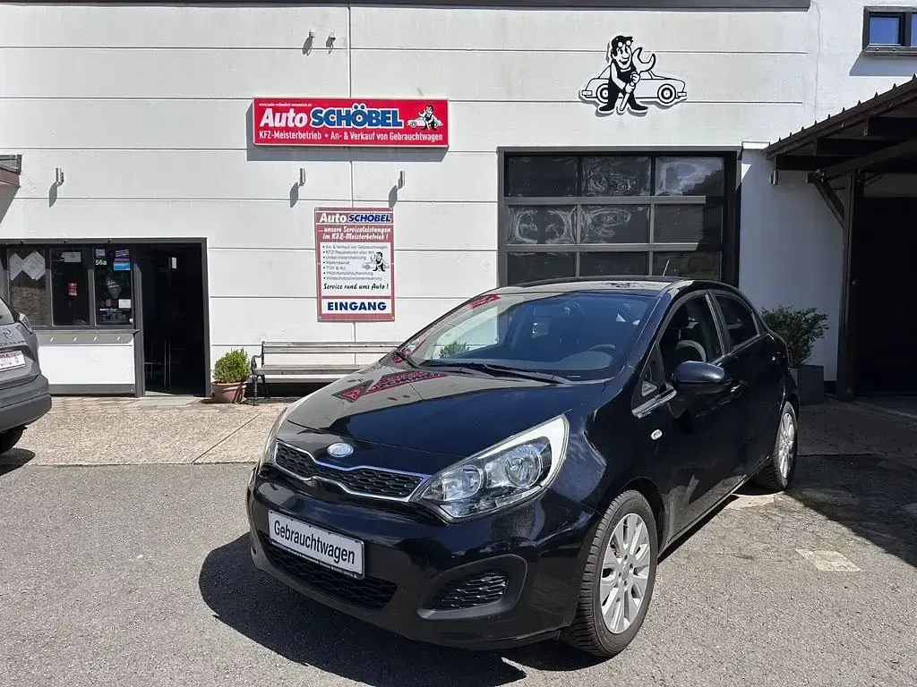 Gebraucht Kia Rio Edition 7 109 PS (80 kW) 2013 Schwarz Limousine