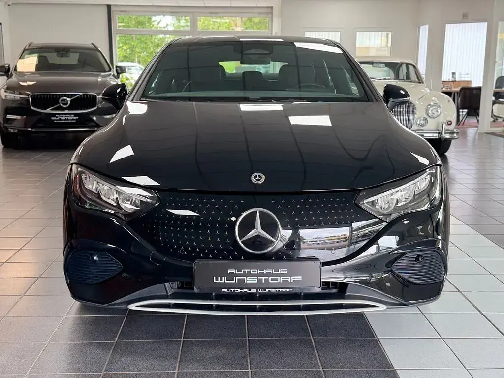 Gebraucht Mercedes EQE300 Advanced 180 kW (245 PS) 2023 Schwarz Limousine