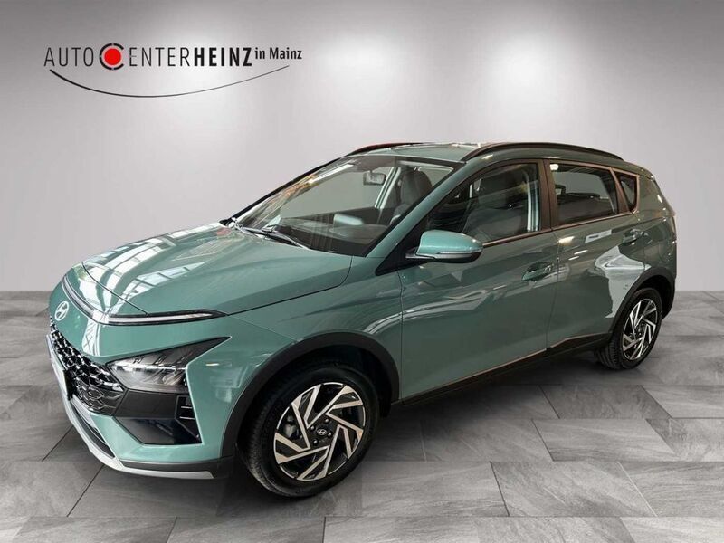 Mangrove green Neu 2025 Hyundai Bayon Trend SUV | 25.990 € (Fairer Preis) - Bild 1/4