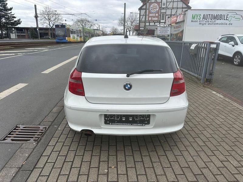 Gebraucht BMW 116 Advantage 122 PS (89 kW) 2009 Weiß Kleinwagen