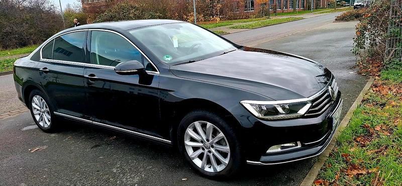 Gebraucht VW Passat Highline 150 PS (110 kW) 2017 Schwarz Limousine