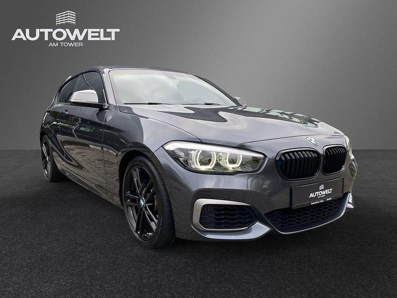Grau Gebraucht 2019 BMW M140 M Sport Kleinwagen | 31.790 € (Guter Preis) - Bild 1/4