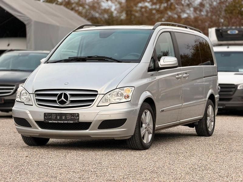 Silber Gebraucht 2012 Mercedes Viano Edition Van / Kleinbus | 14.500 € (Superpreis) - Bild 1/4