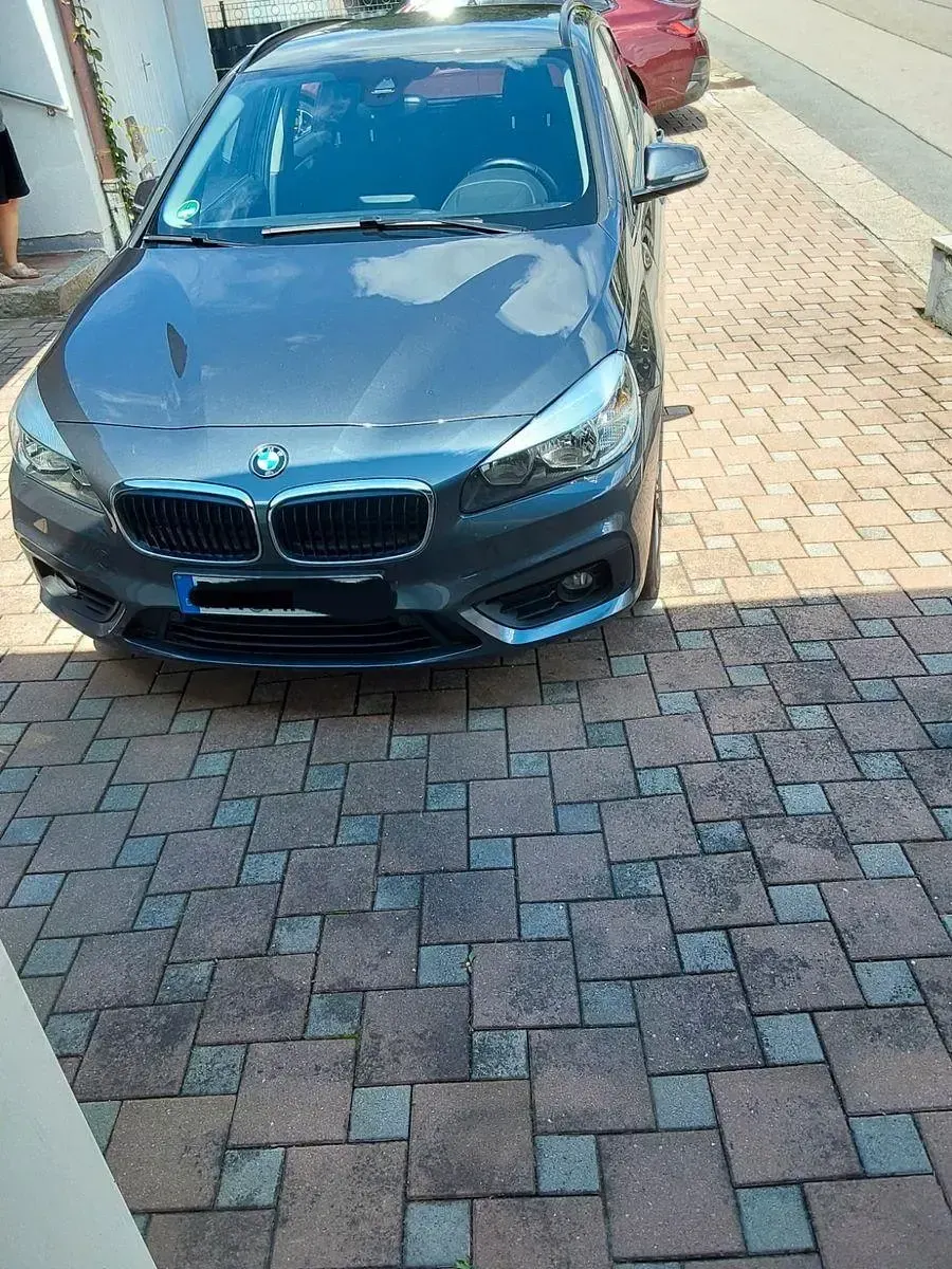 Gebraucht BMW 216 Active Tourer 116 PS (85 kW) 2017 Grau Van / Kleinbus