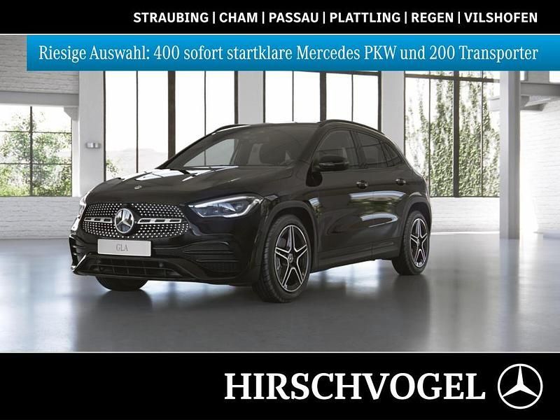 Unilack nachtschwarz Gebraucht 2022 Mercedes GLA200 AMG line SUV | 35.850 € (Fairer Preis) - Bild 1/4