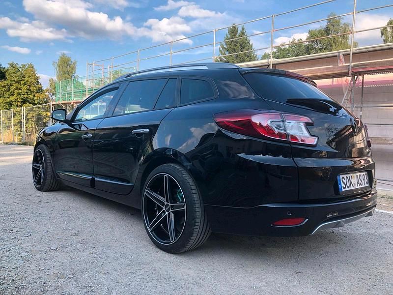 Gebraucht Renault Mégane GrandTour GT 163 PS (119 kW) 2015 Schwarz Kombi