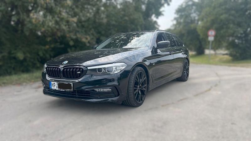 Schwarz Gebraucht 2017 BMW 530 Sport Line Limousine | 17.800 € (Teuer) - Bild 1/4
