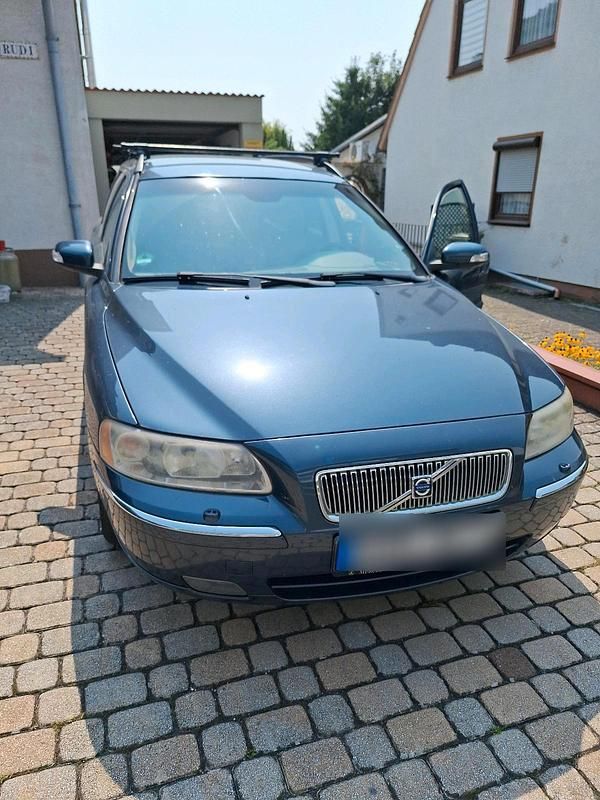 Blau Gebraucht 2003 Volvo V70 Kombi | 1.400 € (Guter Preis) - Bild 1/4