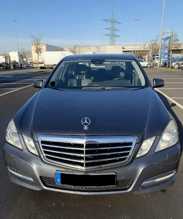 Occasion Mercedes E200 Avantgarde 163 ch (119 kW) 2012 Gris Berline