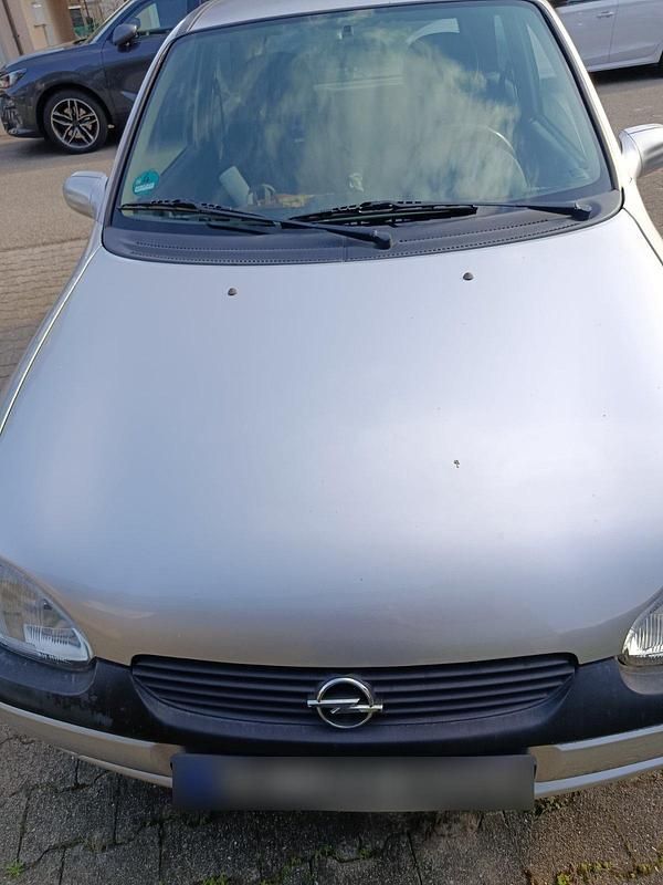 Gebraucht Opel Corsa 65 PS (47 kW) 2000 Silber Kleinwagen