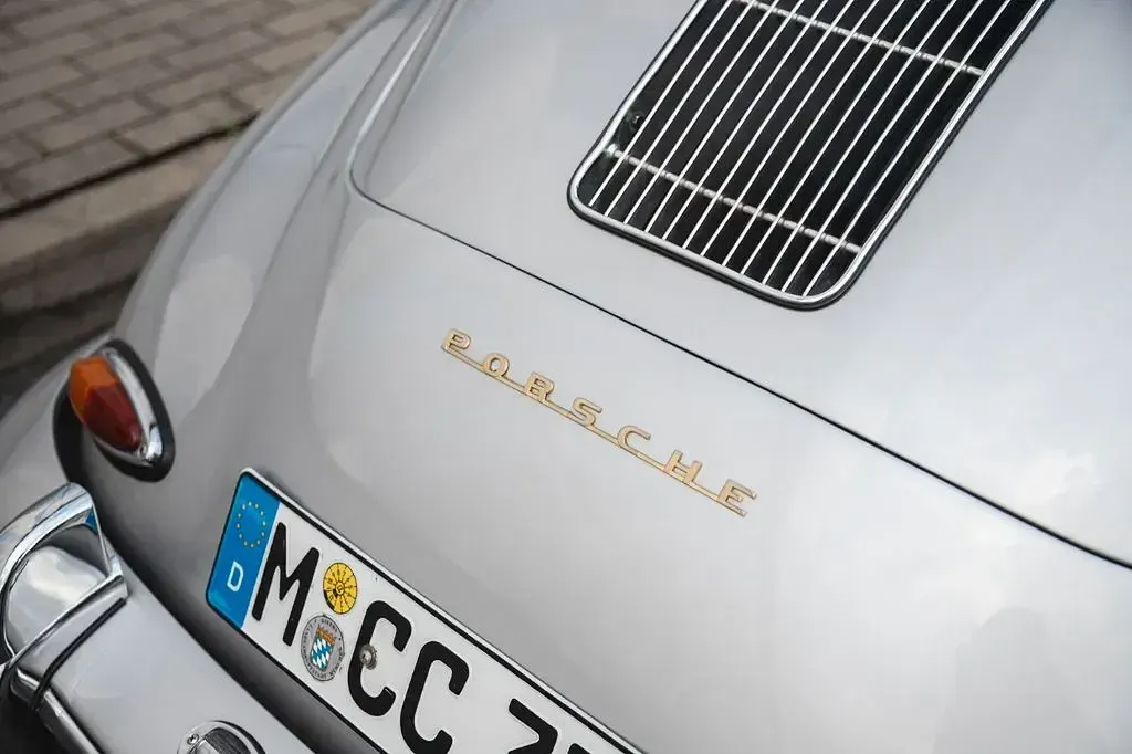 Begagnad Porsche 356 60 HK (44 kW) 1960 Silver Sportkupé