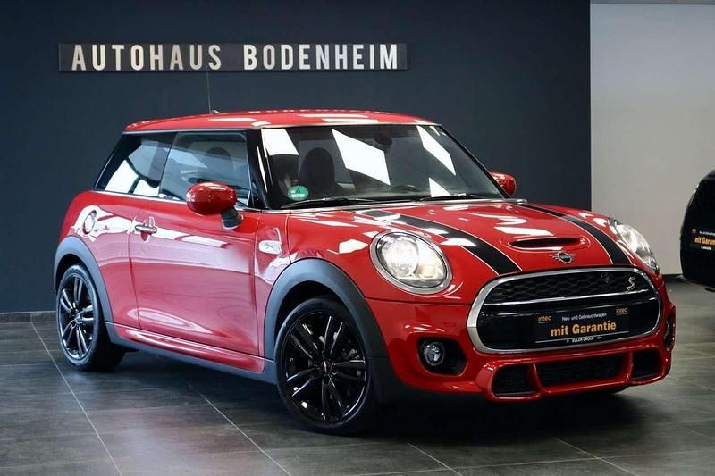 Chili (solar) red Gebraucht 2020 Mini John Cooper Works Coupé Coupé | 19.990 € (Fairer Preis) - Bild 1/4