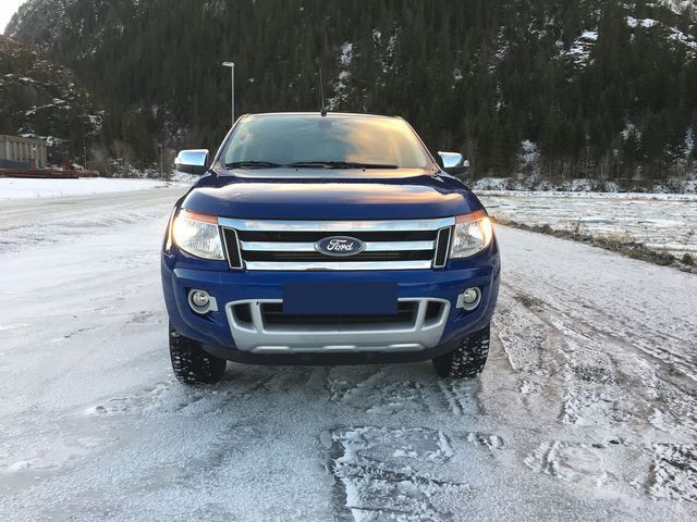 Blau metallic Gebraucht 2014 Ford Ranger Limited Abholung | 19.750 € (Superpreis) - Bild 1/4