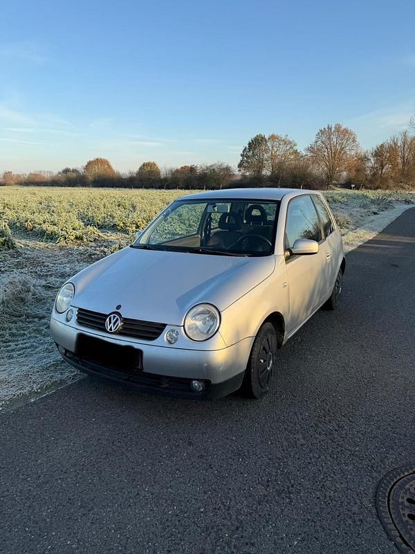 Silber Gebraucht 2005 VW Lupo Kleinwagen | 1.000 € (Fairer Preis) - Bild 1/4