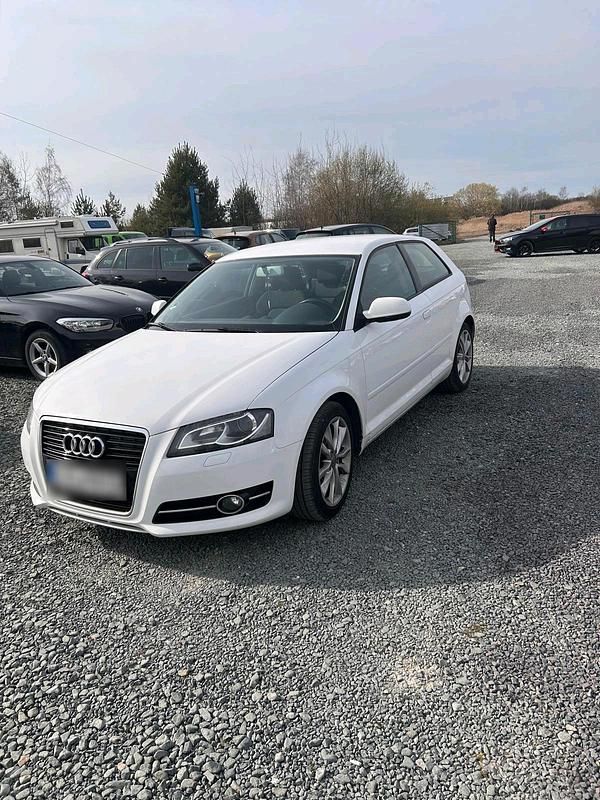 Gebraucht Audi A3 160 PS (117 kW) 2010 Weiß Kleinwagen