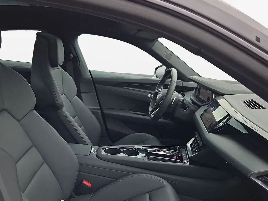 Gebraucht Audi e-tron GT quattro Sport 350 kW (476 PS) 2023 Mythosschwarz metallic Limousine
