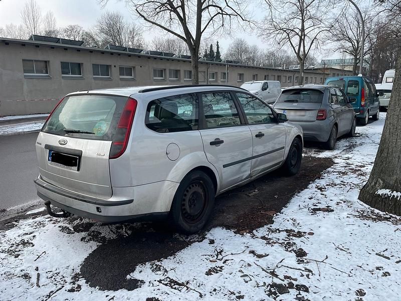 Gebraucht Ford Focus 120 PS (88 kW) 2005 Silber Kombi
