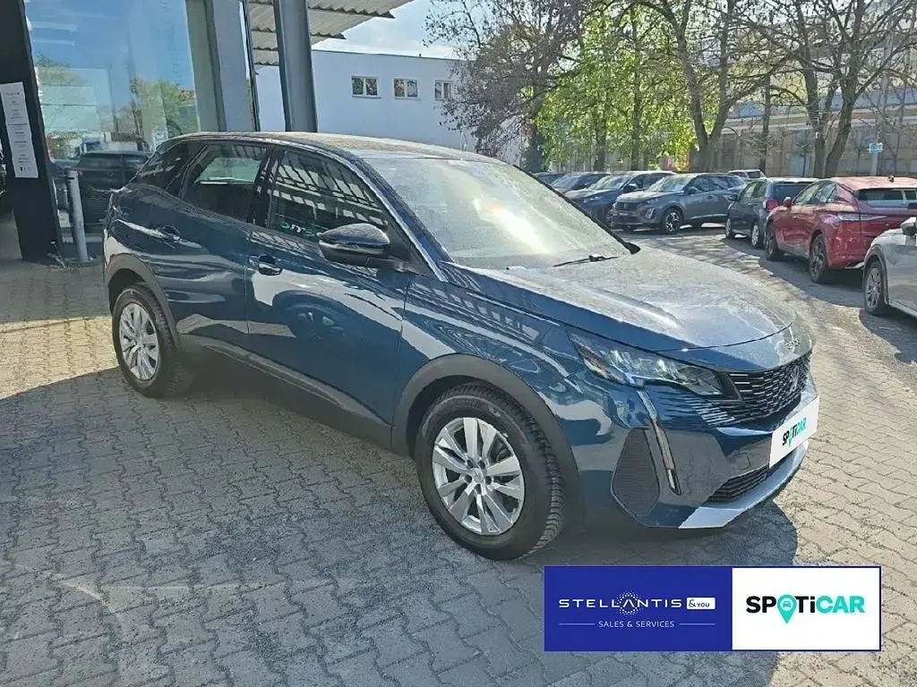 Gebraucht Peugeot 3008 Active 131 PS (96 kW) 2023 Blau SUV