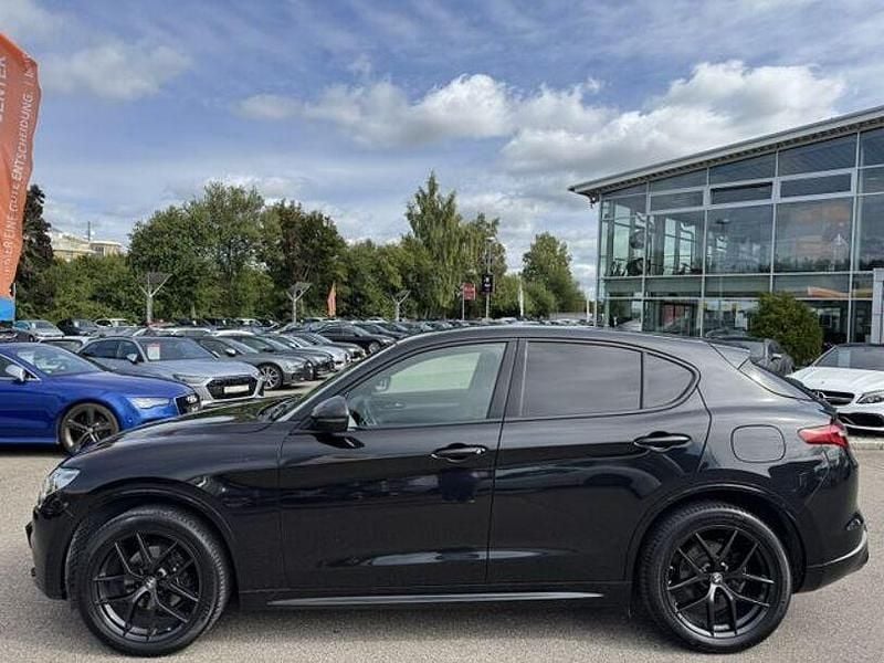 Gebraucht Alfa Romeo Stelvio Veloce 280 PS (205 kW) 2021 Schwarz (metallic) SUV