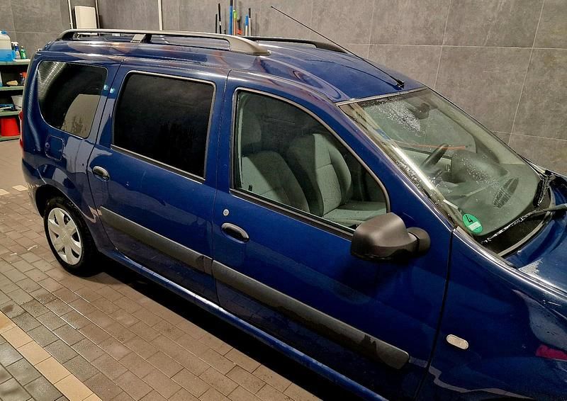 Gebraucht Dacia Logan 75 PS (55 kW) 2009 Blau Kombi