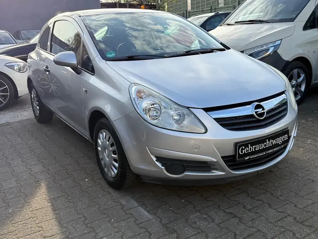 Usata Opel Corsa Selection 60 CV (44 kW) 2010 Argento Utilitaria