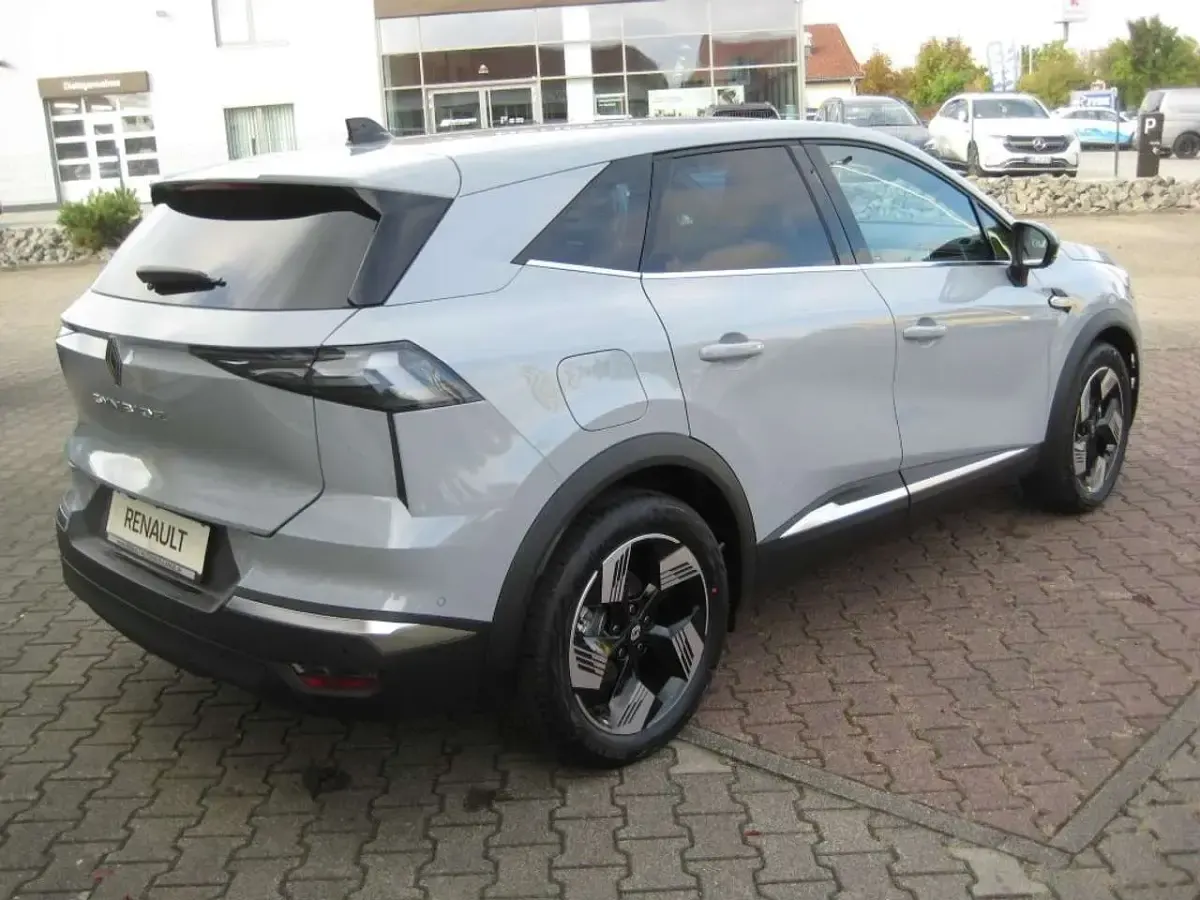 Neu Renault Symbioz Techno 140 PS (102 kW) 2025 Grau SUV