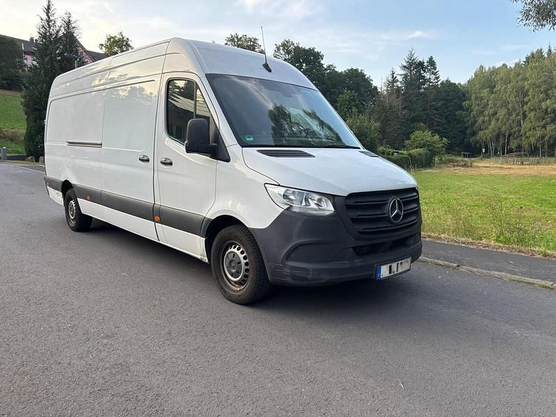 Weiß Gebraucht 2021 Mercedes Sprinter Van | 15.900 € - Bild 1/4