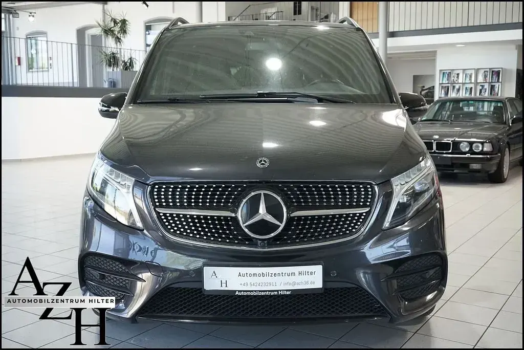 Second-hand Mercedes V300 AMG 239 CP (175 kW) 2020 Gri Monovolum