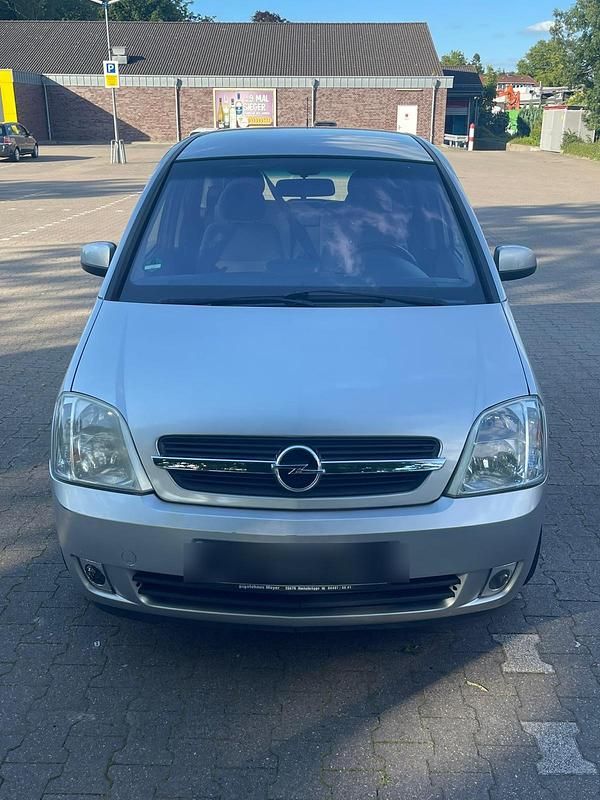 Silber Gebraucht 2004 Opel Meriva Van / Kleinbus | 1.800 € (Guter Preis) - Bild 1/4