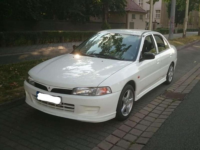 Weiß Gebraucht 1997 Mitsubishi Lancer Limousine | 3.990 € (Guter Preis) - Bild 1/4