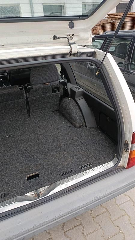 Gebraucht Volvo 740 111 PS (81 kW) 1991 Weiß Kombi