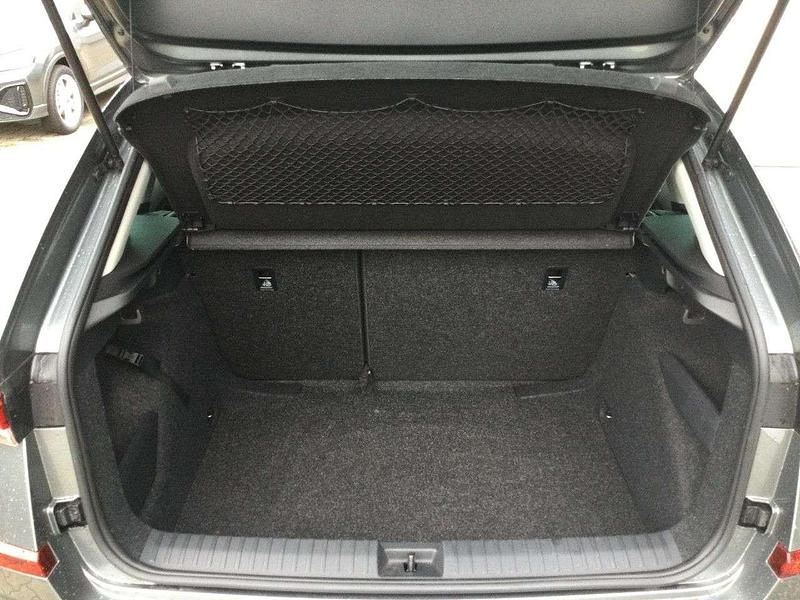 Gebraucht Skoda Kamiq Selection 116 PS (85 kW) 2024 Grau SUV