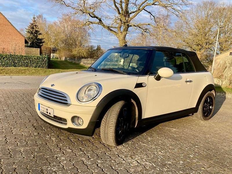 Gebraucht Mini Cooper 122 PS (89 kW) 2010 Weiß Kleinwagen
