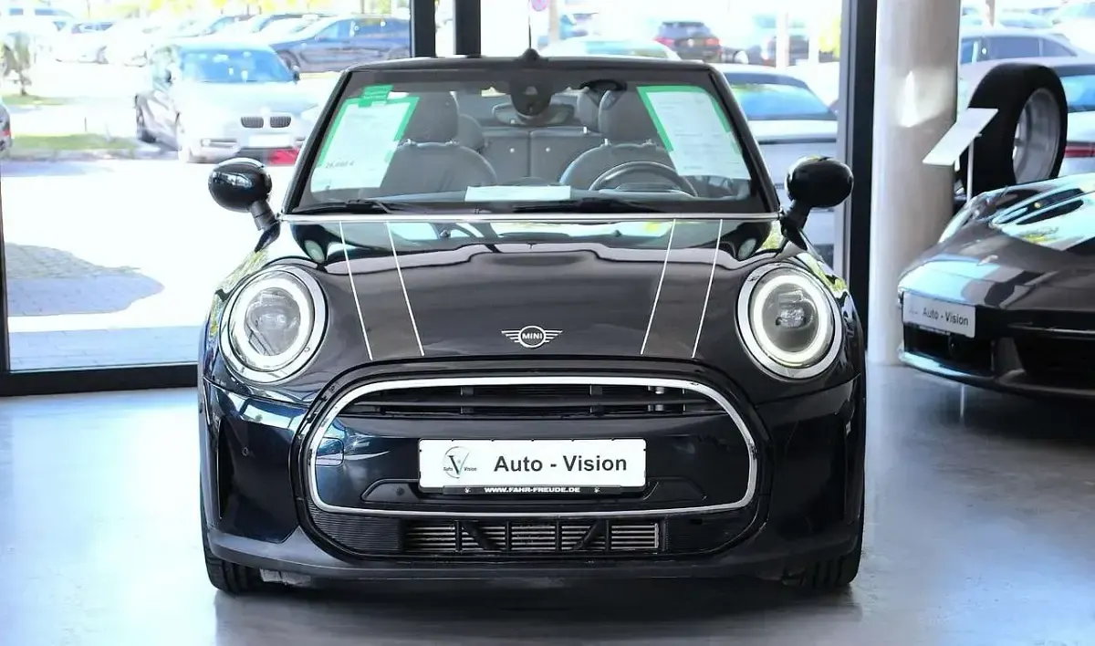 Used Mini Cooper Cabriolet Premium Plus 136 HP (100 kW) 2023 Black Cabriolet