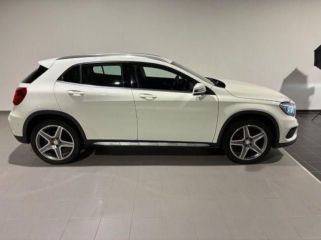 Gebraucht Mercedes GLA200 AMG line 156 PS (114 kW) 2015 Weiß SUV