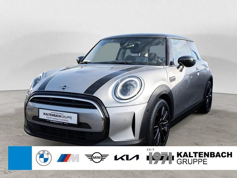 Gebraucht Mini Cooper Classic 136 PS (100 kW) 2023 Silber Kleinwagen